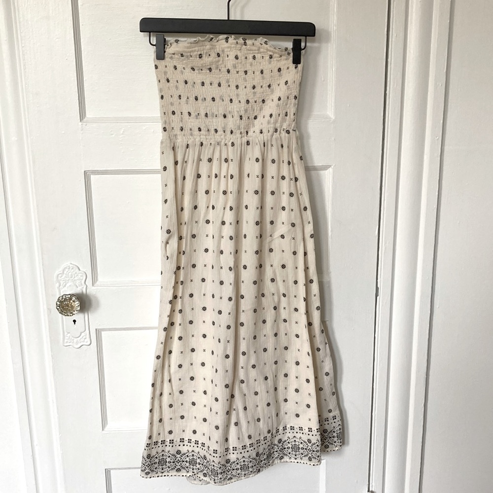 Women’s strapless summer dress with optional neck tie, size S